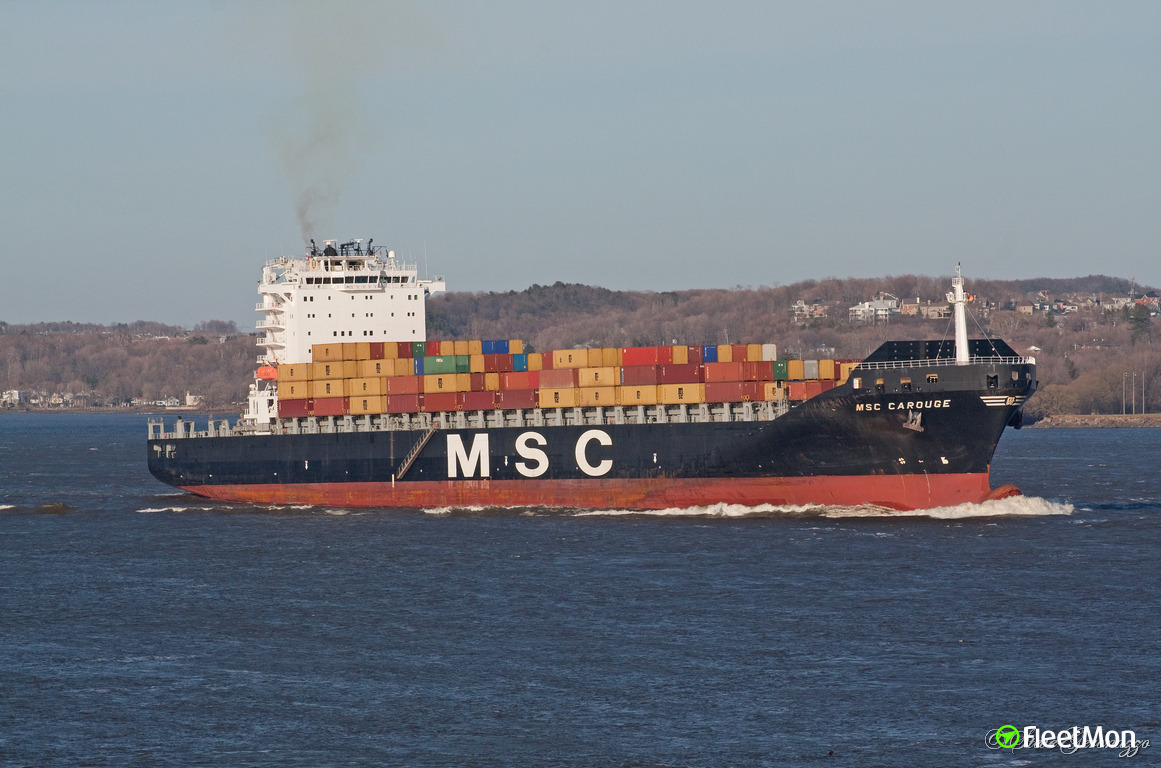 Photo of MSC CAROUGE (IMO: 9320441, MMSI: 255805617, Callsign: CQFP