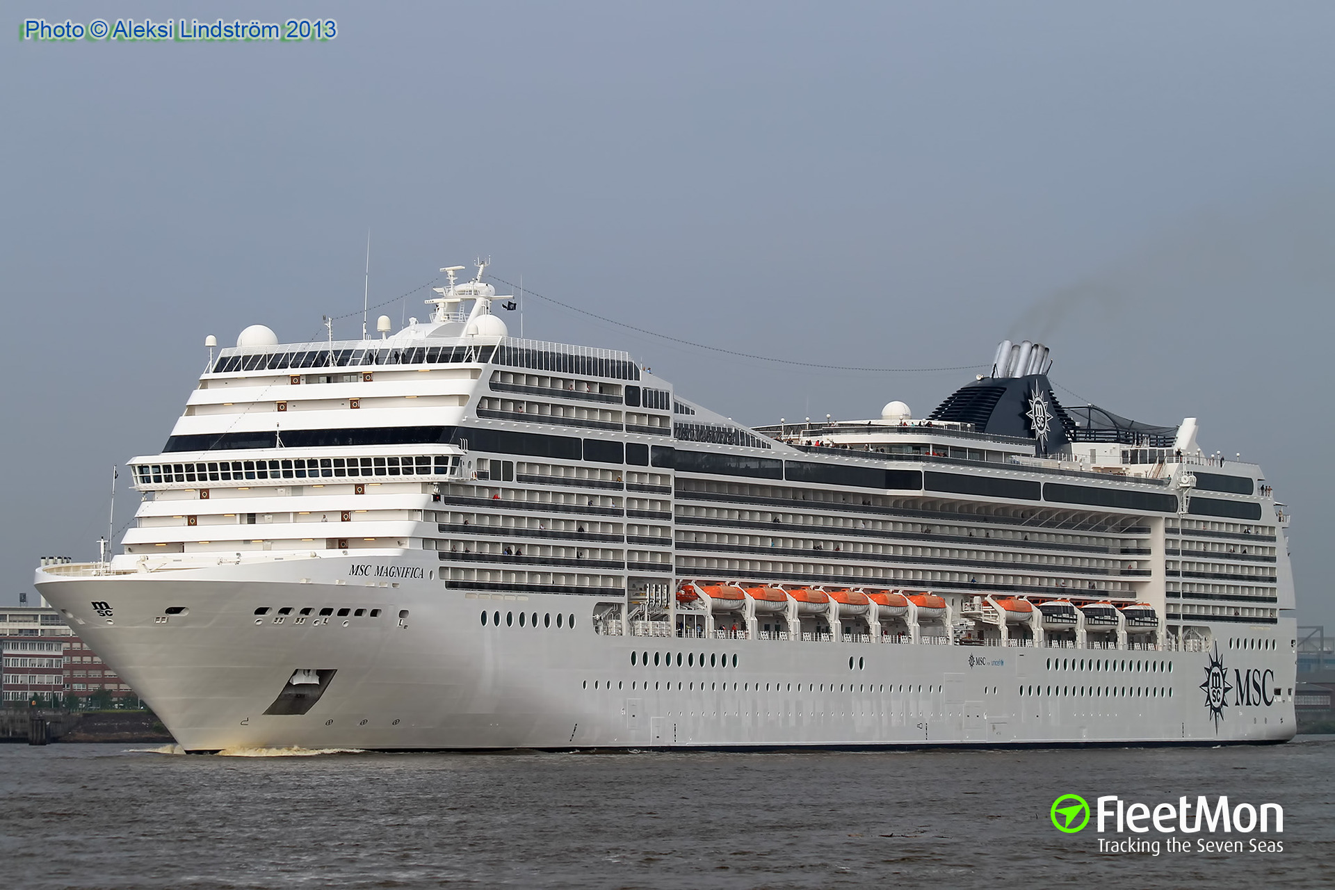 Photo of MSC MAGNIFICA (IMO: 9387085, MMSI: 352594000, Callsign: 3FLO4 ...