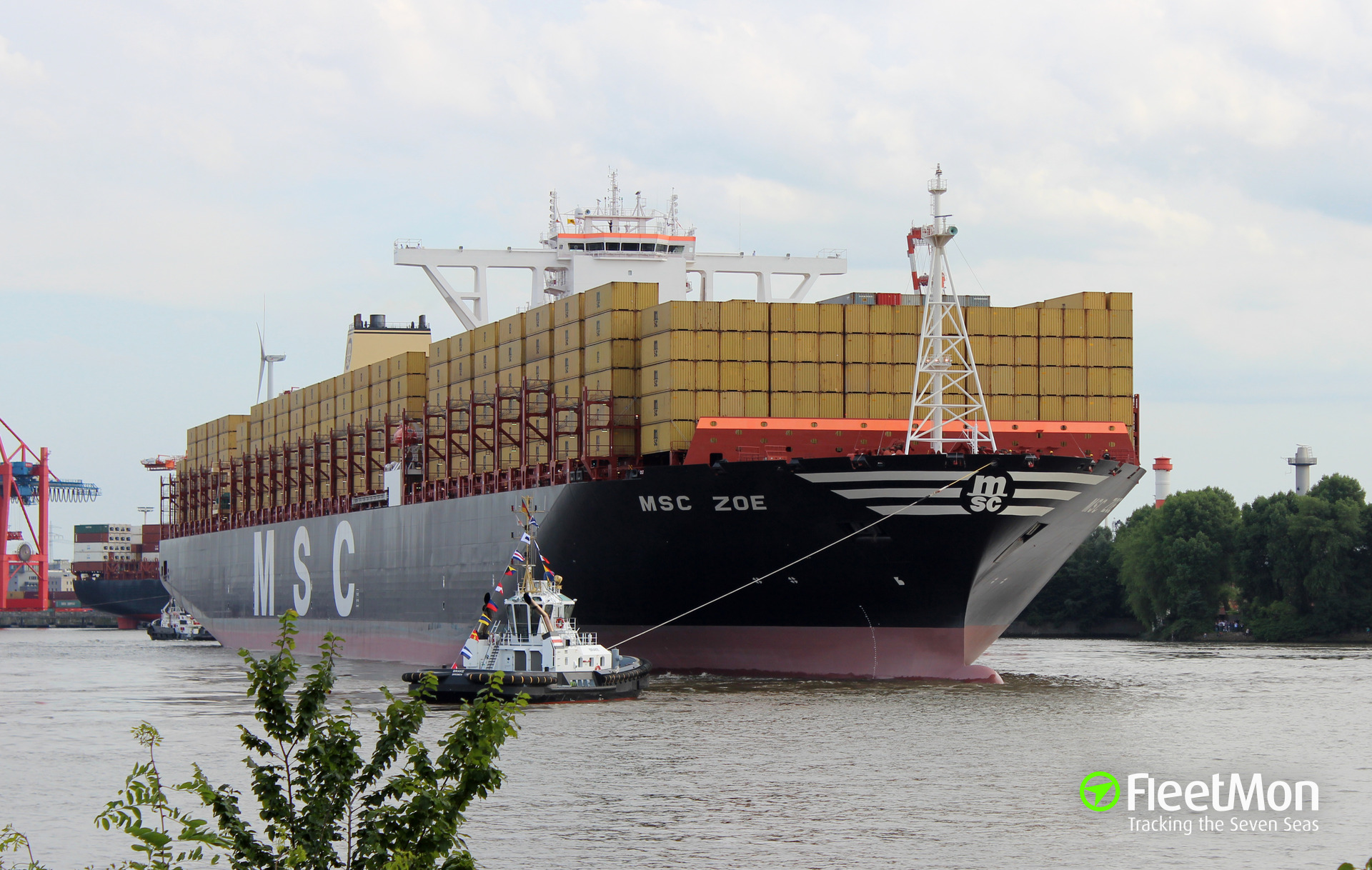 Photo Of MSC ZOE (IMO: 9703318, MMSI: 352757000, Callsign: 3FQA) Taken ...