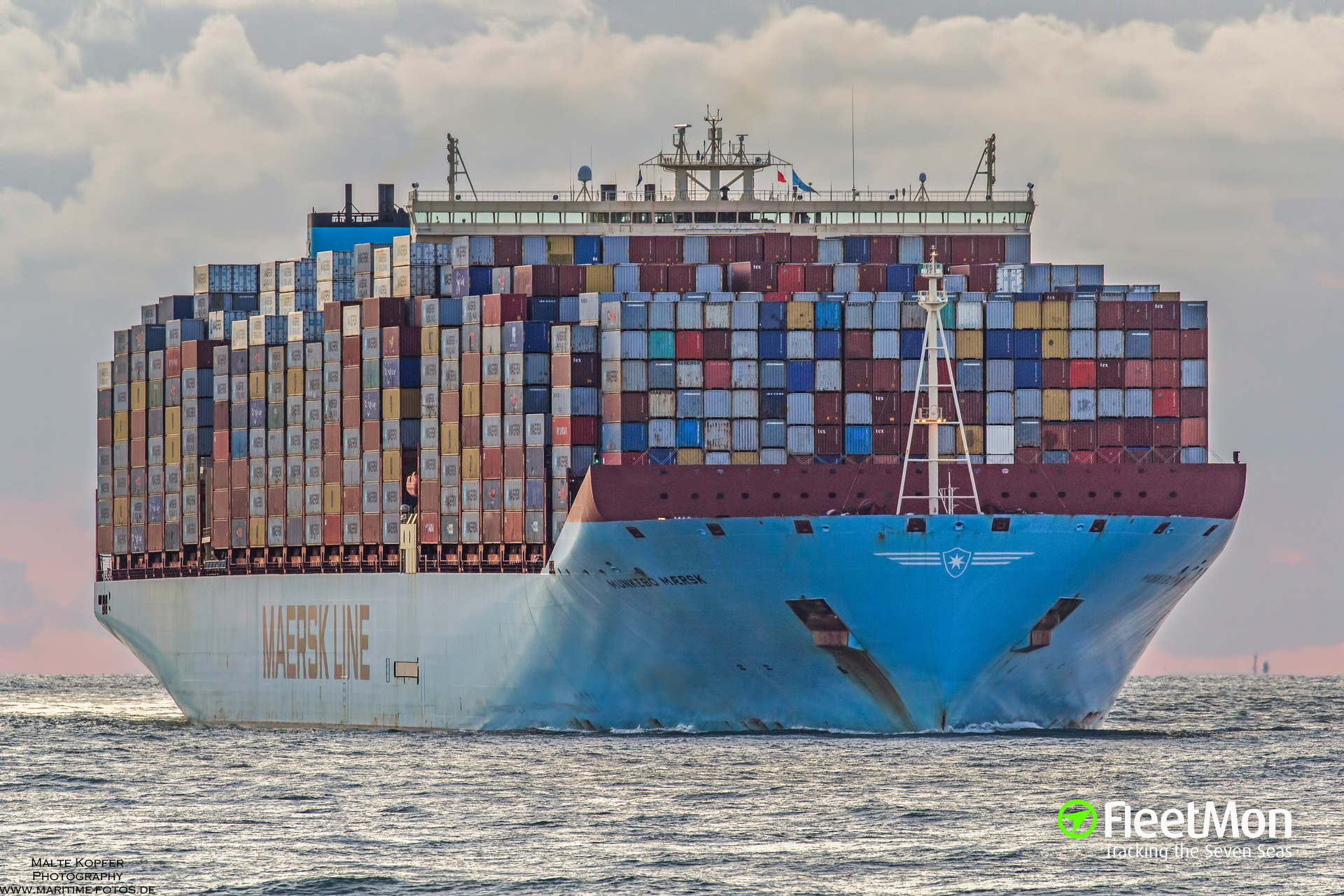 largest-class-of-container-ships-design-talk