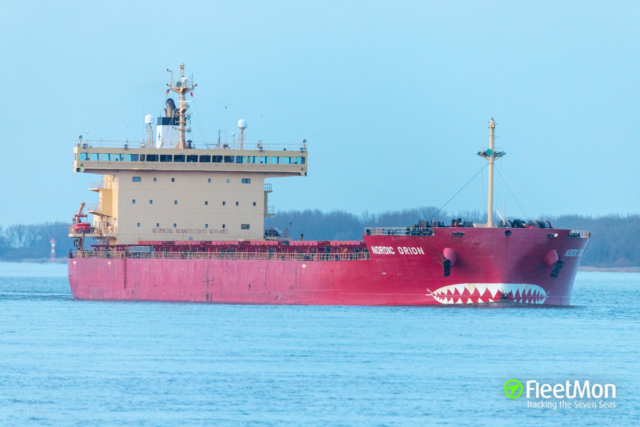 First-ever bulk carrier passed through the Northwest Passage.