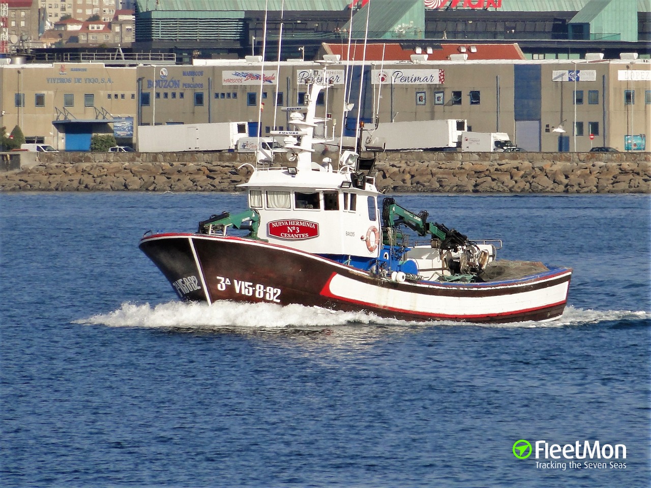 PILOT ME, Fishing vessel - Details and current position - MMSI