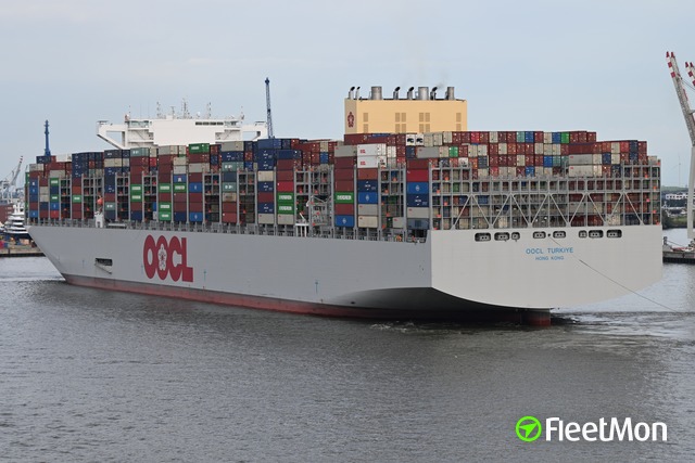 Photo of OOCL TURKIYE (IMO: 9908138, MMSI: 477887800, Callsign: VRVL3 ...