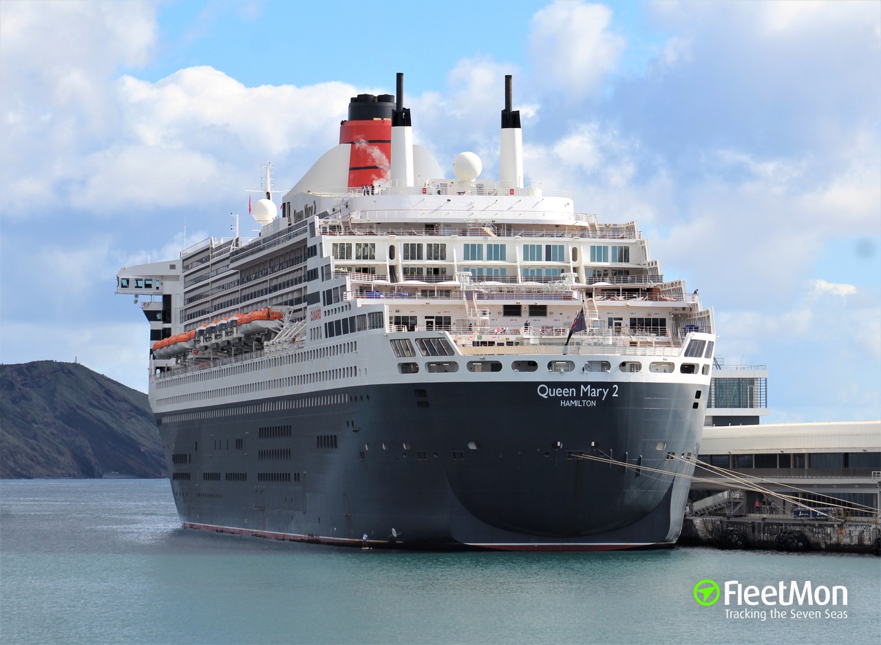 Photo of QUEEN MARY 2 (IMO: 9241061, MMSI: 310627000 ...