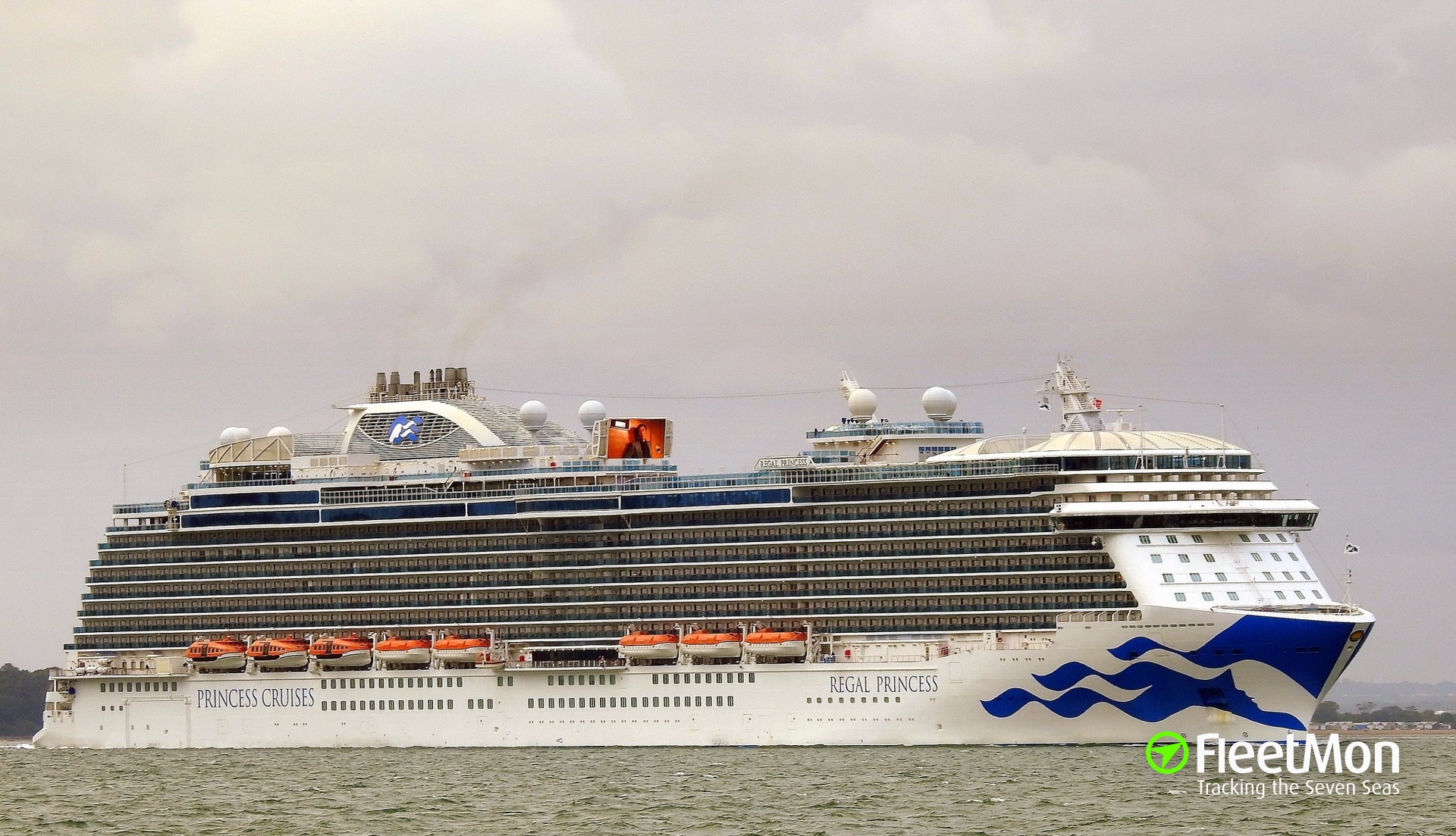 Photo Of Regal Princess Imo Mmsi Callsign Zcek6 Taken By Gibbogibbo