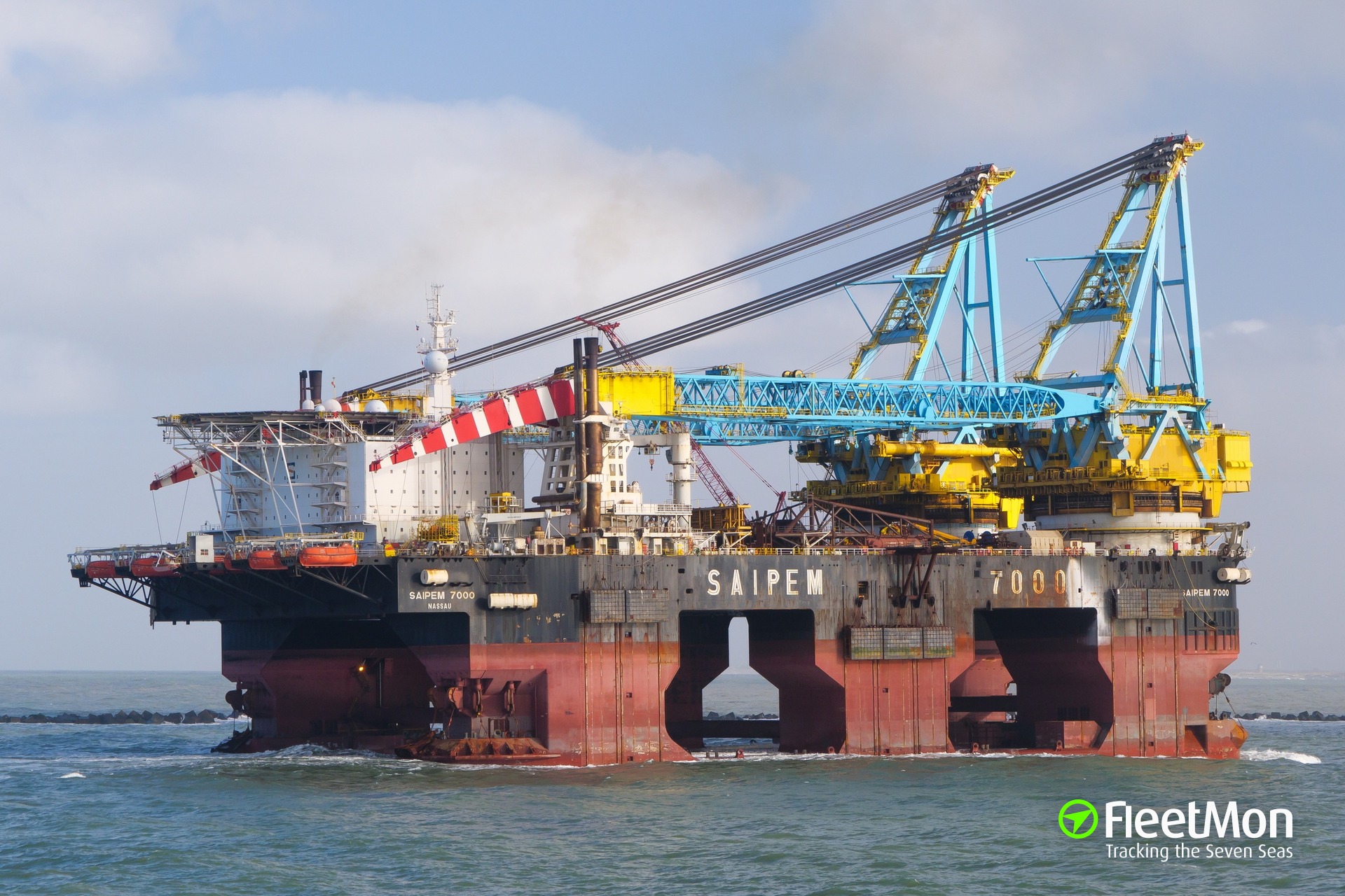 Photo Of SAIPEM 7000 (IMO: 8501567, MMSI: 309461000, Callsign: C6NO5 ...