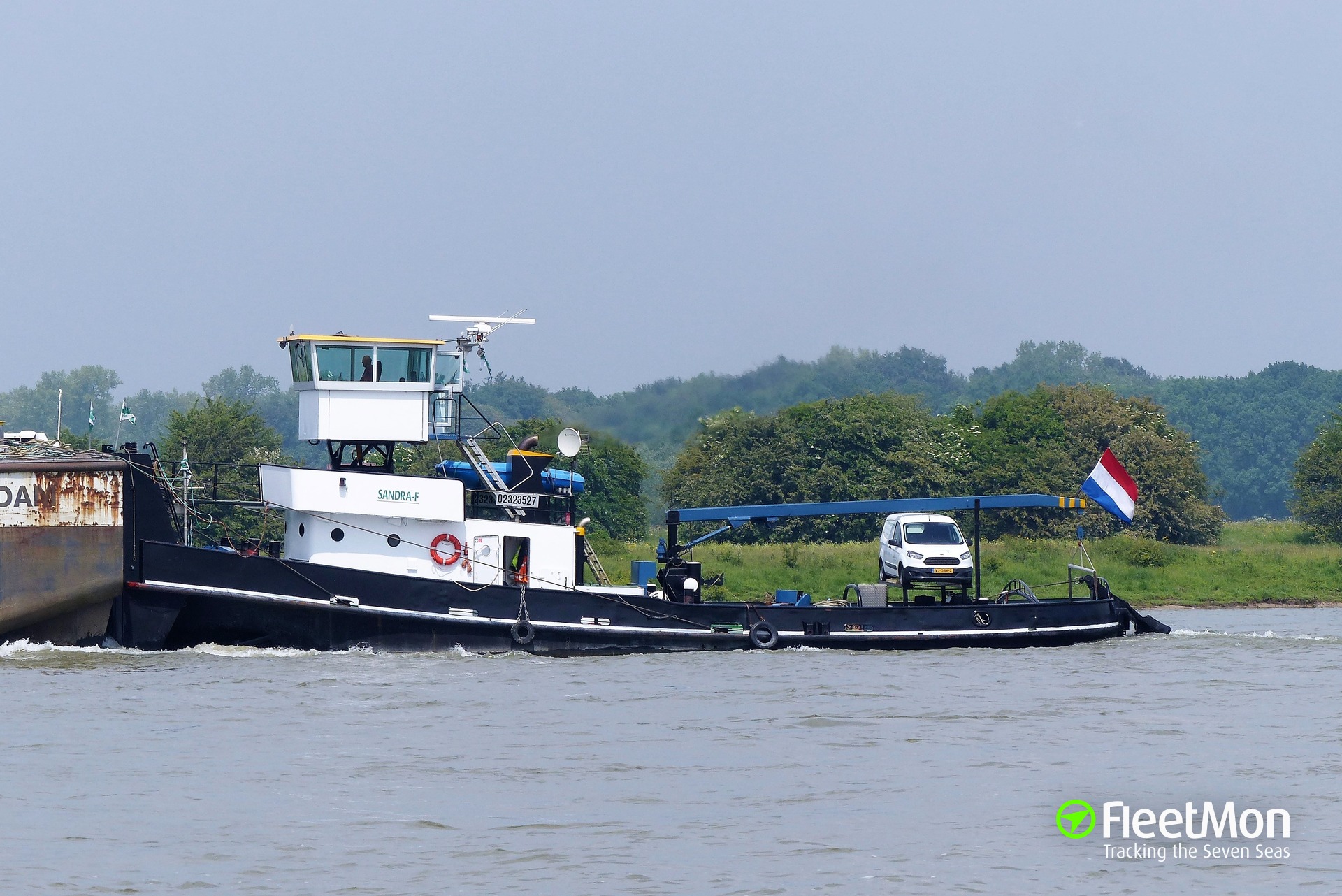 Vessel SANDRA F (Pushboat) IMO —, MMSI 244690966