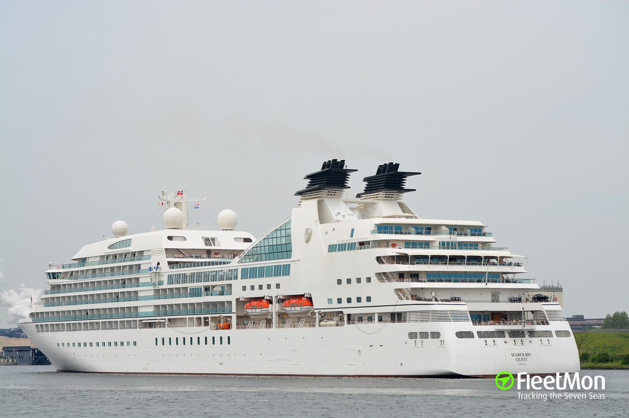 Photo of SEABOURN QUEST (IMO: 9483126, MMSI: 311038900, Callsign: C6YZ5 ...