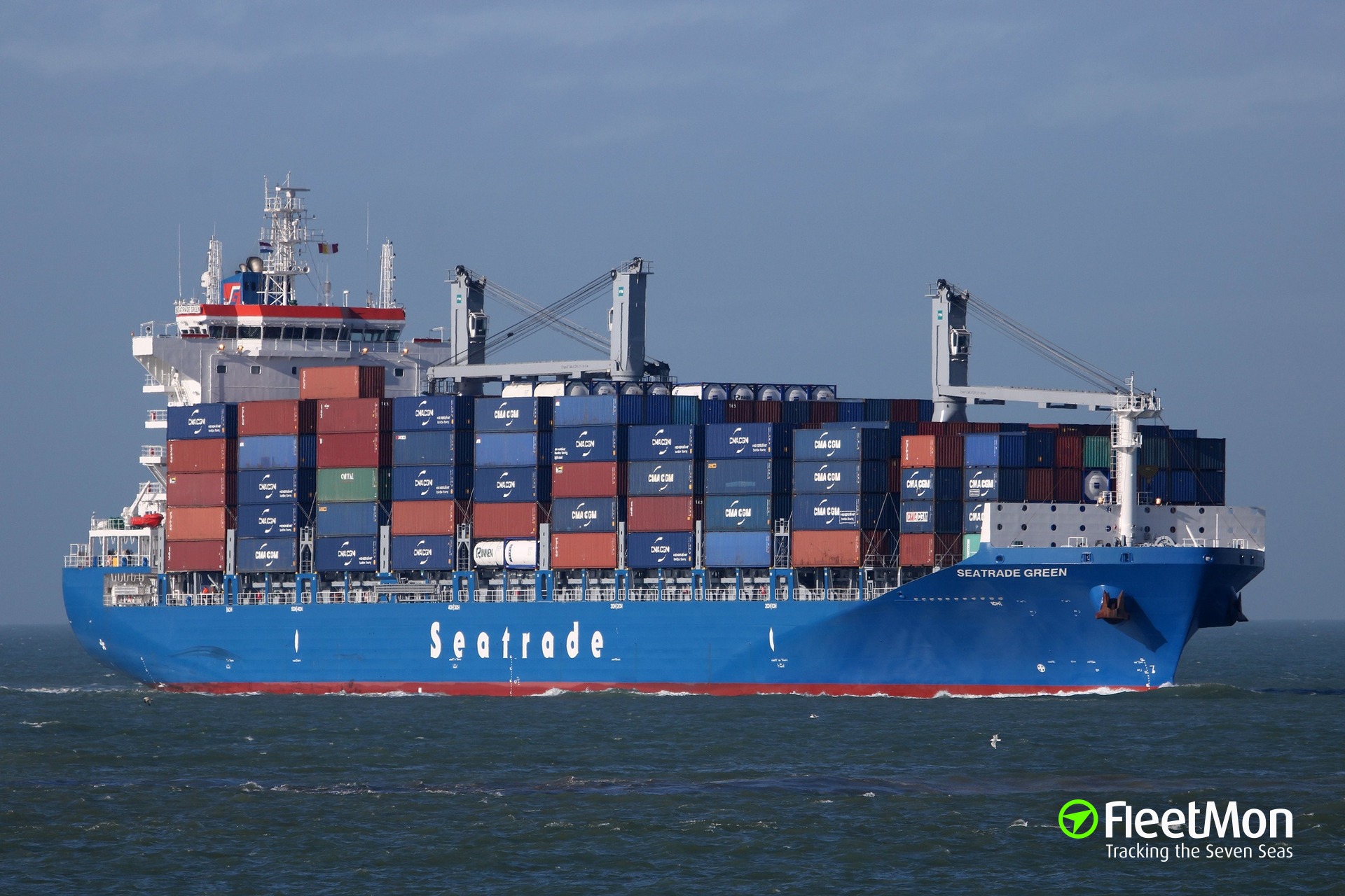 Sea trade. Судно Seatrade. Seatrade Blue судно. Эван Грин контейнеровоз. Seatrade Green.