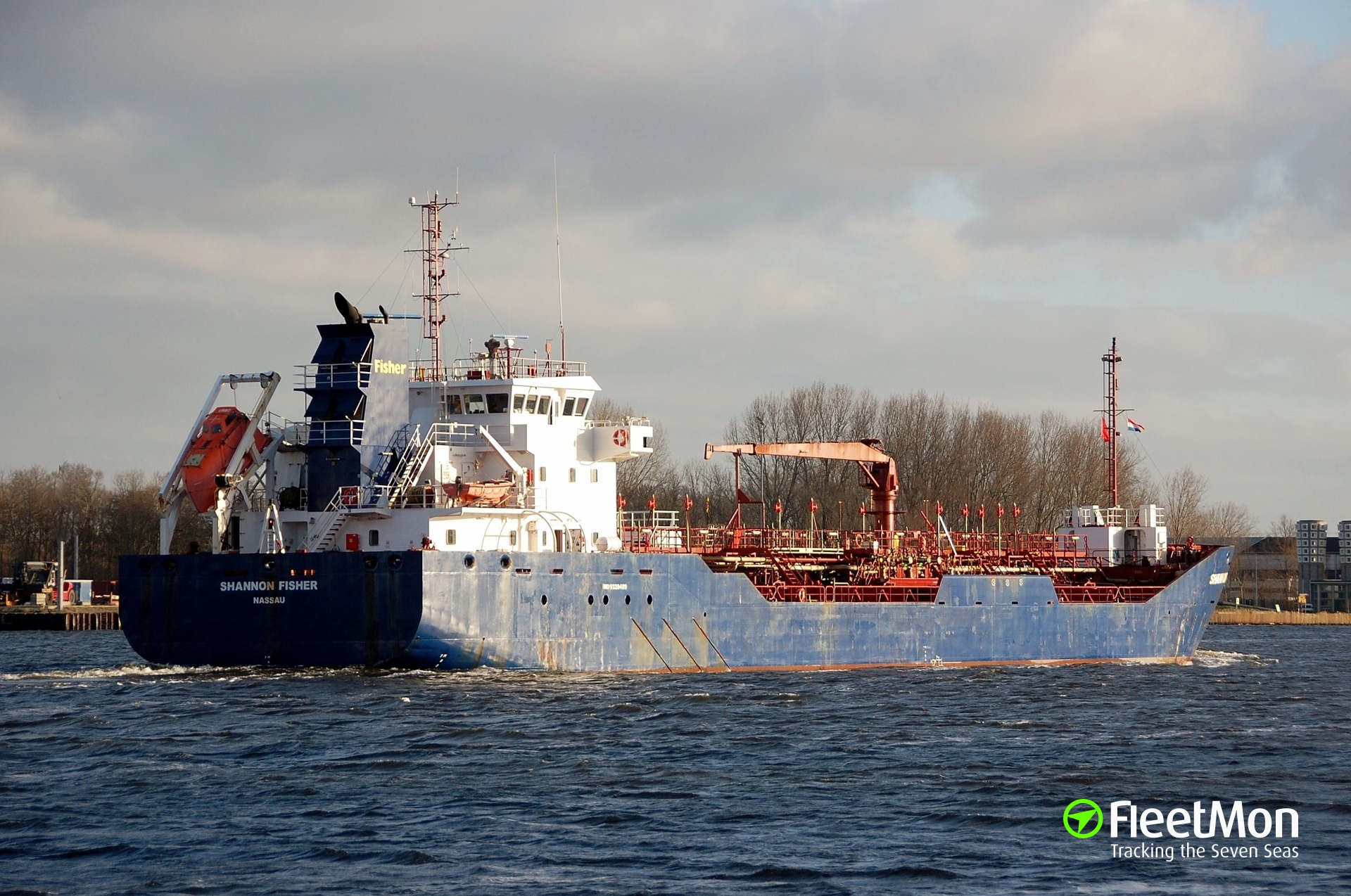 Photo of SHANNON FISHER (IMO: 9320489, MMSI: 308539000, Callsign: C6UU7 ...