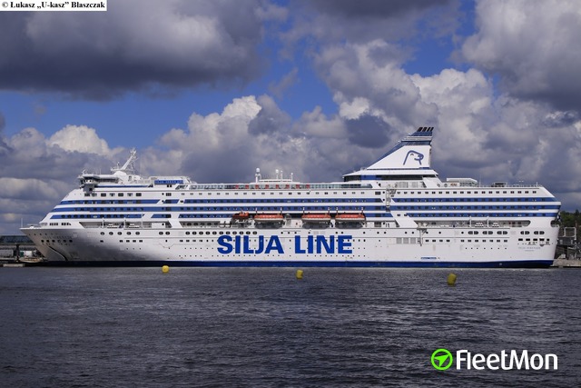 Vessel SILJA SERENADE (Cargo and passenger) IMO 8715259, MMSI 230184000