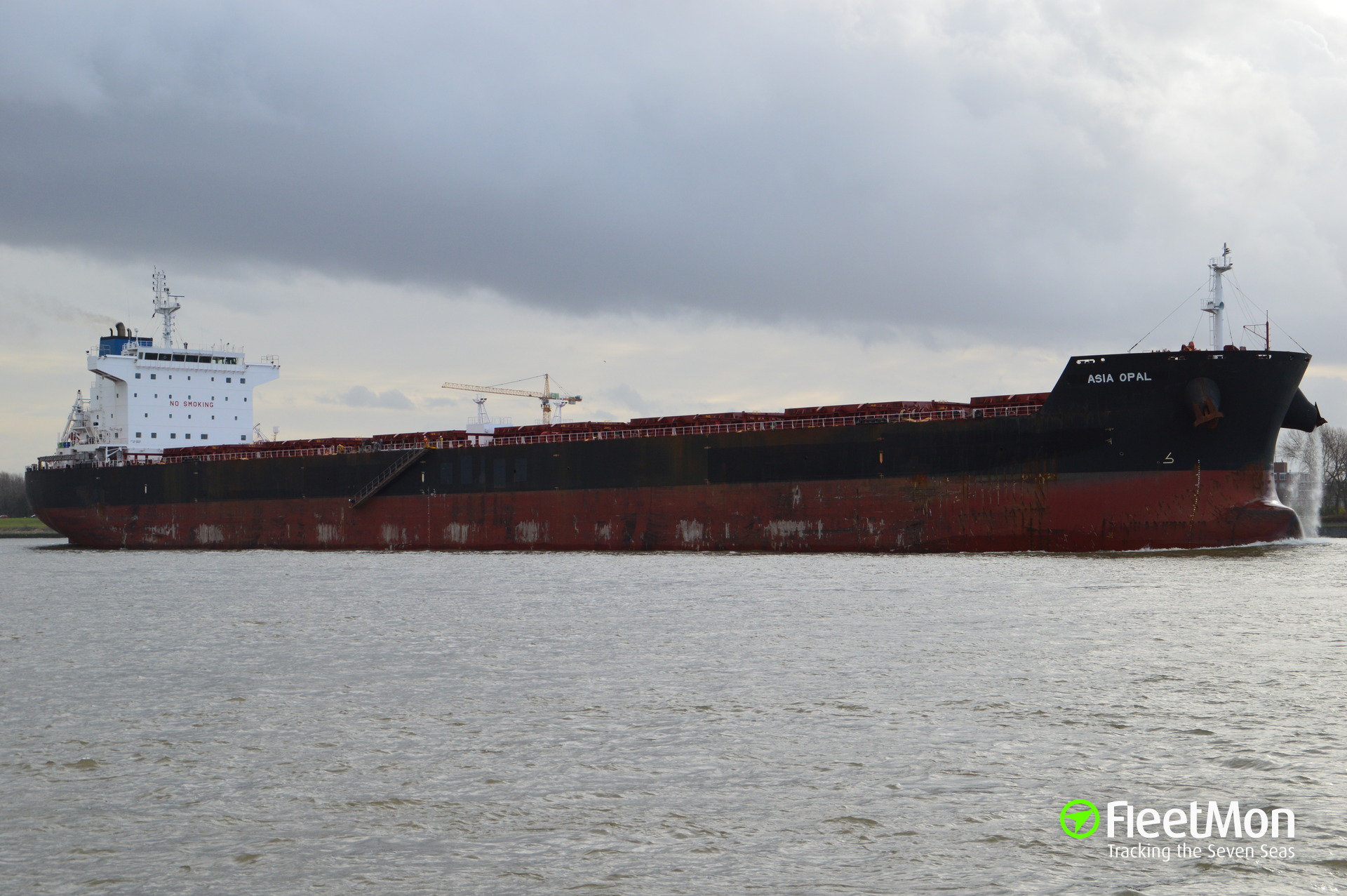 Vessel SPETSES SPIRIT (Bulk carrier) IMO 9543885, MMSI 538009250