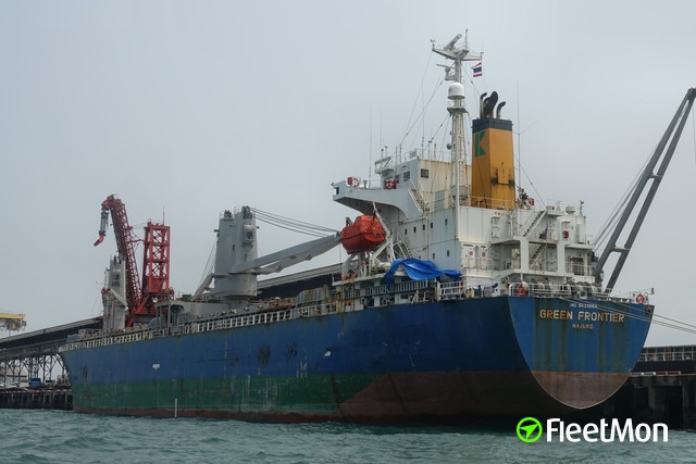 //photos.fleetmon.com/vessels/splendor-taichung_9433858_2986085_Large.jpg