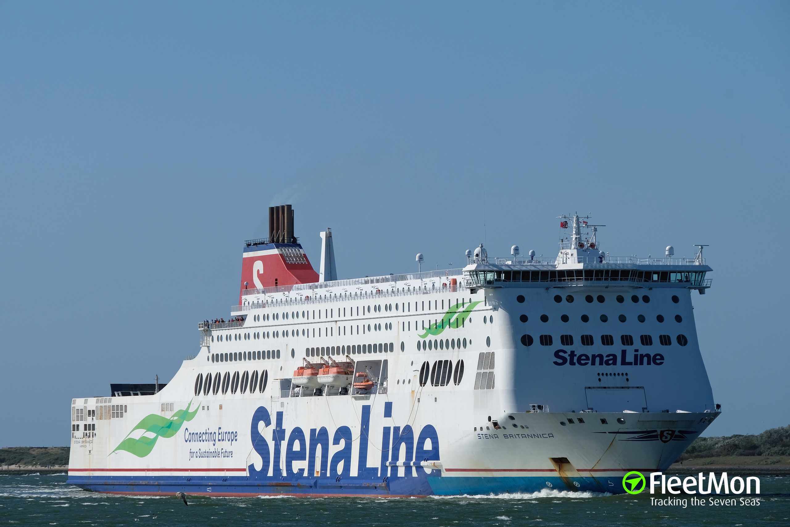 Photo of STENA BRITANNICA (IMO: 9419175, MMSI: 235080274, Callsign ...