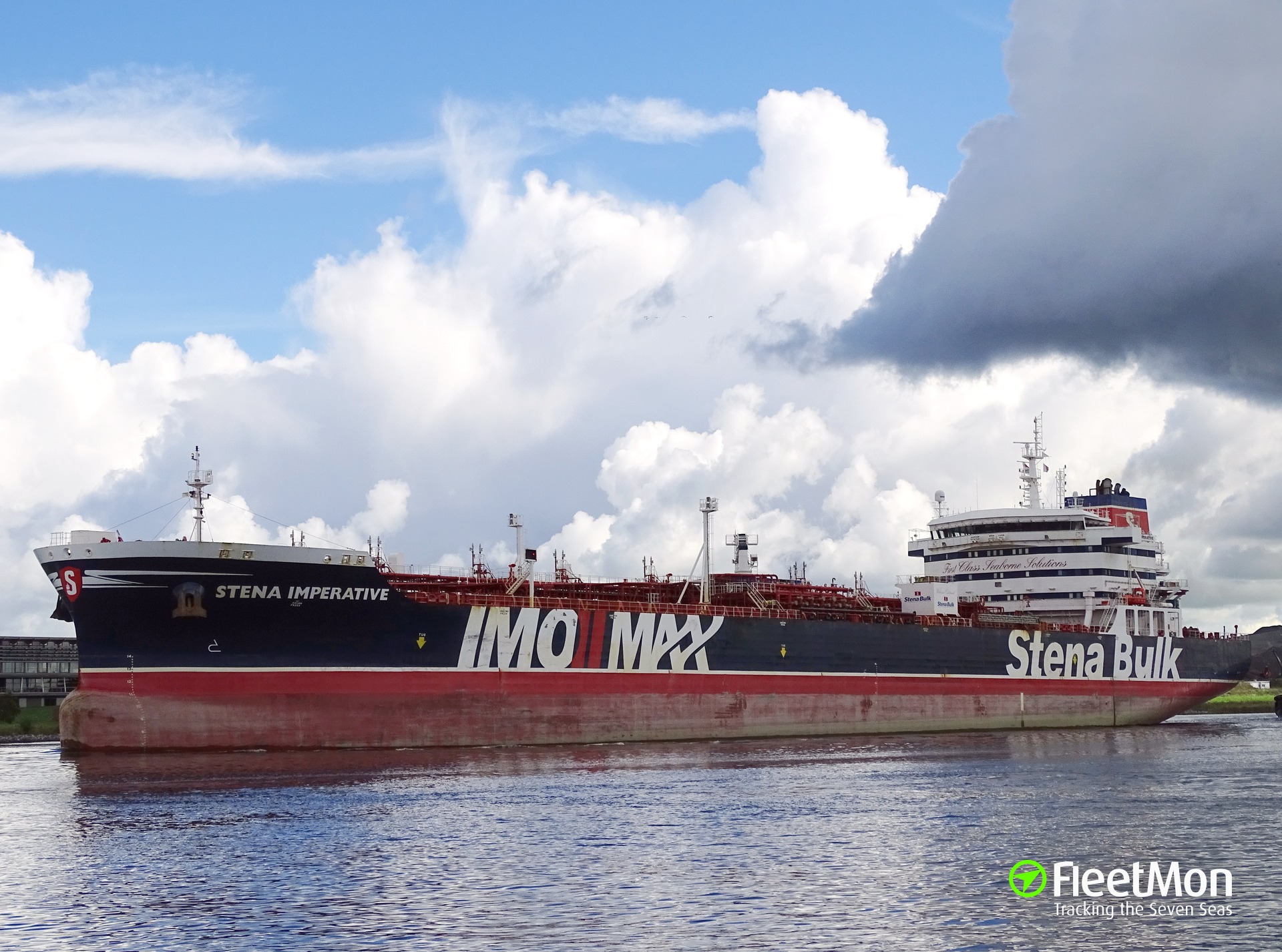 Photo of STENA IMPERATIVE (IMO: 9666077, MMSI: 338638000, Callsign