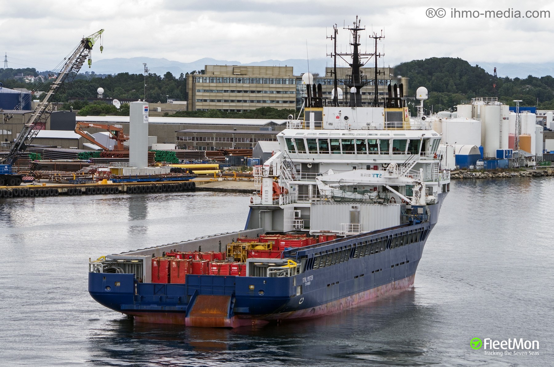 Ship supplies. OSSOY судно. ПСВ Тип судна. Platform Supply Vessel dp2. Судно обеспечения новострой.