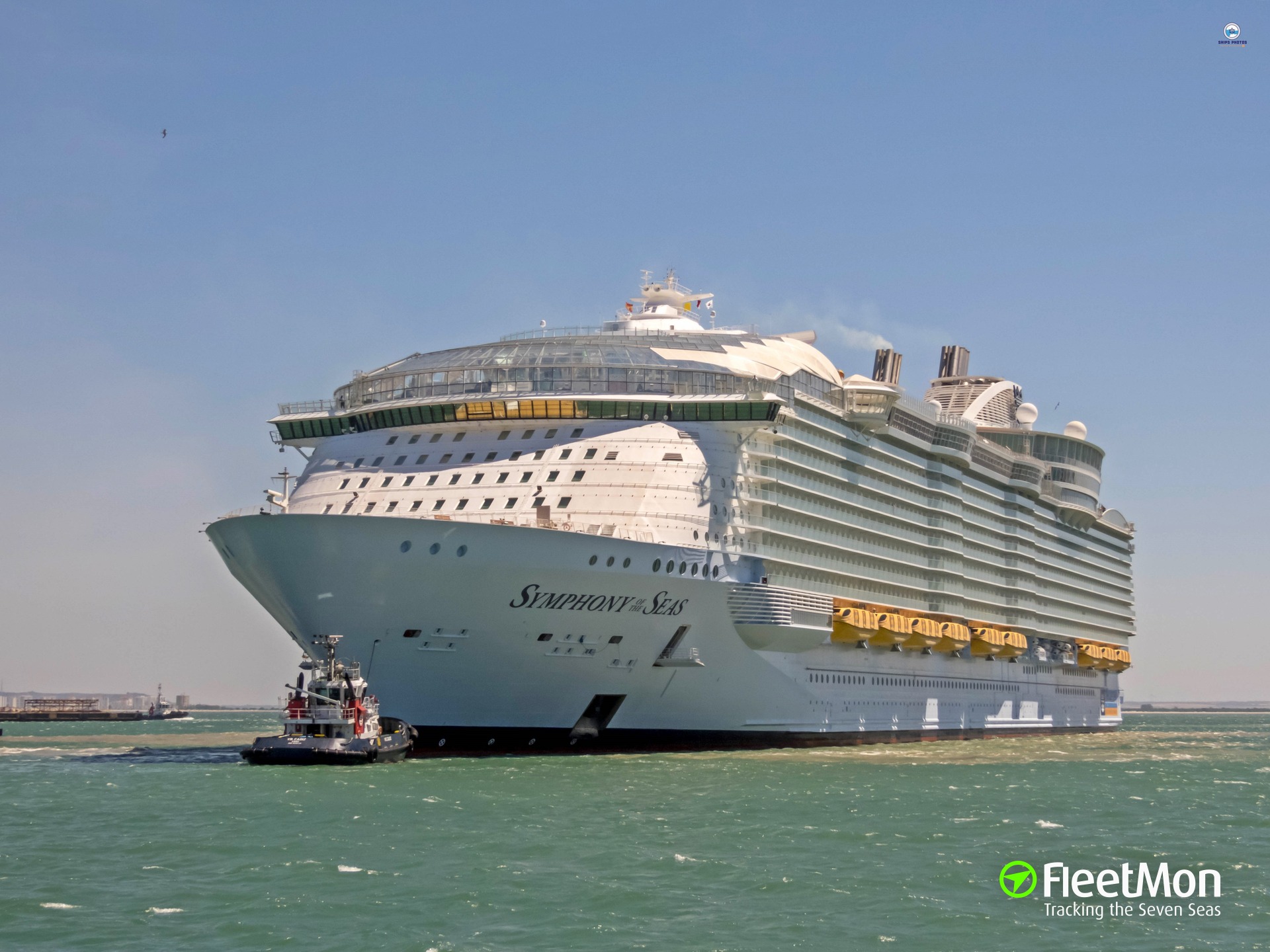 Photo of SYMPHONY OF THE SEAS (IMO: 9744001, MMSI: 311000660, Callsign