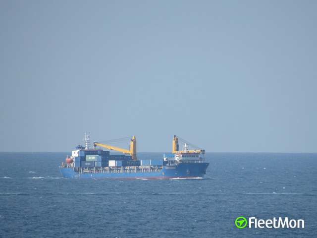 //photos.fleetmon.com/vessels/tanto-kawan_9888390_3197277_Large.jpg