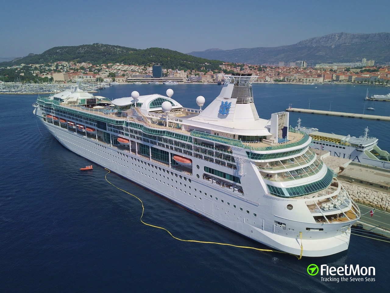 Photo of VISION OF THE SEAS (IMO: 9116876, MMSI: 311321000, Callsign