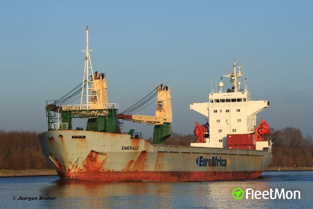 Tanker struck berthed cargo ship, oil leak, Vladivostok Russia