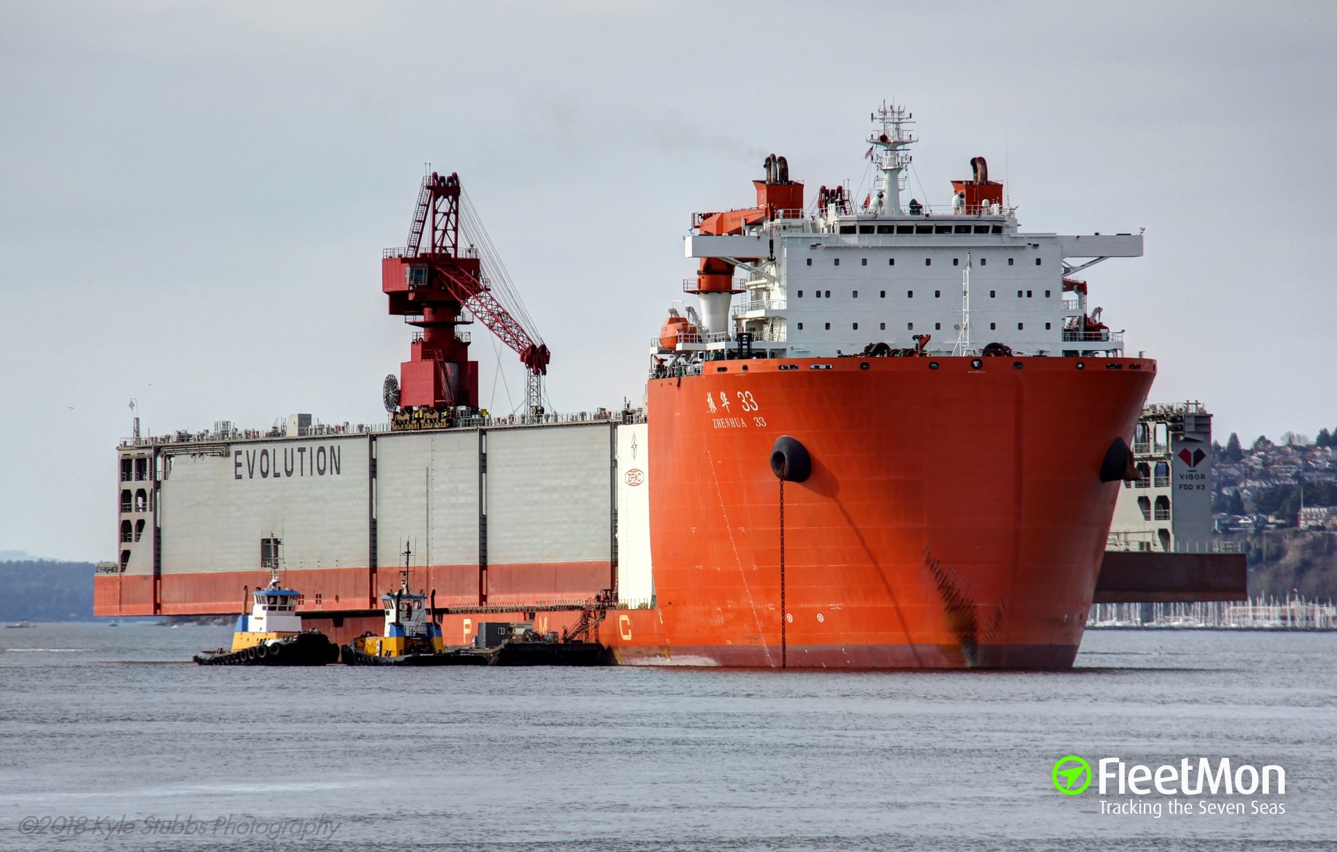 Судно 5. Судно ZPMC Zhen. Судно Zhen Hua. Судно Fairlane. Полупогружное судно Zhen Hua 33 характеристики.